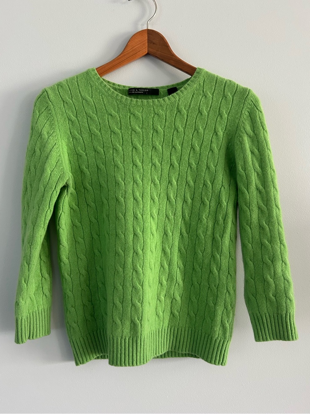 Lord & Taylor Two Ply Cashmere Cable Knit Sweater Soft Bright Green Small/M